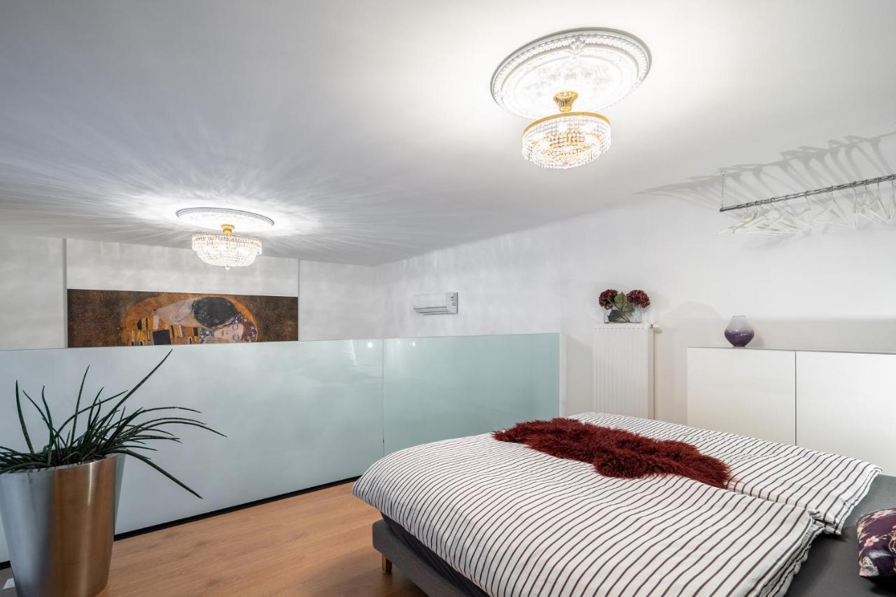 The Kiss - Luxurioeses City Loft Am Naschmarkt เวียนนา ภายนอก รูปภาพ